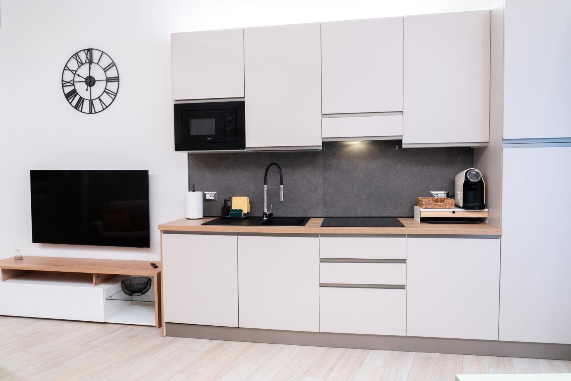 Thelma House - Lovely Near Tiburtina Station Appartamento *
